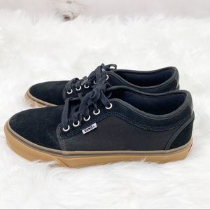 Vans Chukka Low Gum Sole Black Suede